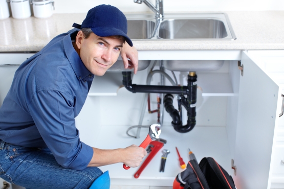 Right On Plumbers team member at work